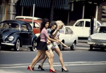 Beethovenstraat, Amsterdam 1967: Ed van der Elsken/ Nederlands Fotomuseum, courtesy Annet Gelink Gallery 