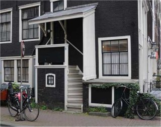 Trappetje hoek Brouwersgracht